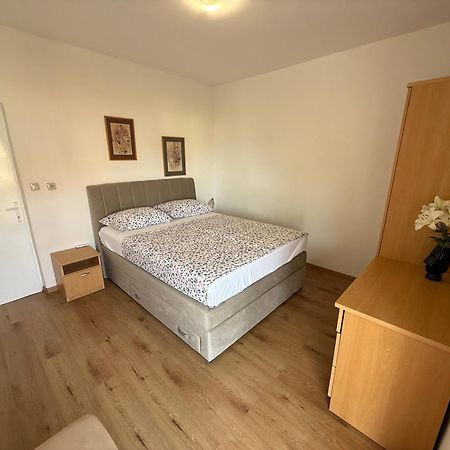 Apartmani Stambuk Jelsa  Εξωτερικό φωτογραφία