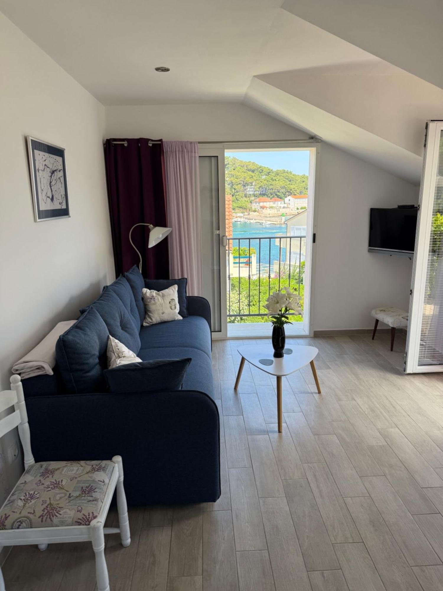 Apartmani Stambuk Jelsa  Εξωτερικό φωτογραφία